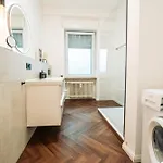 Stylisches Mit Schlafzimmer & Wohnzimmer Coblença