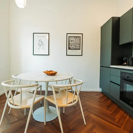 Lejlighed Stylisches Mit Schlafzimmer & Wohnzimmer *