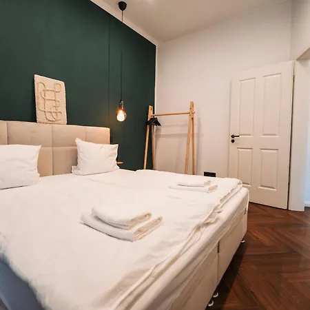 Stylisches Mit Schlafzimmer & Wohnzimmer Apartment *