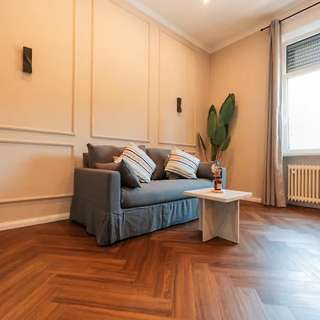 Lejlighed Stylisches Mit Schlafzimmer & Wohnzimmer
