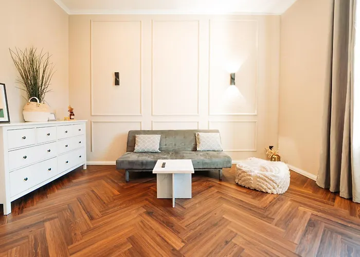 Stylisches Mit Schlafzimmer&wohnzimmer Koblenz (Rhineland-Palatinate)