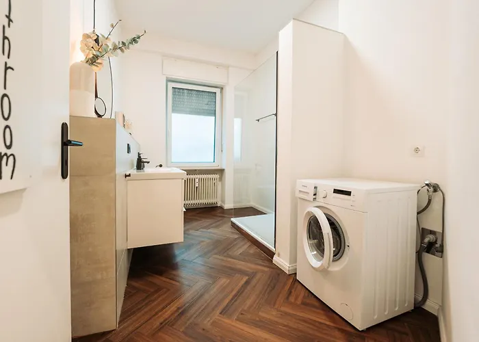 Stylisches Mit Schlafzimmer & Wohnzimmer *