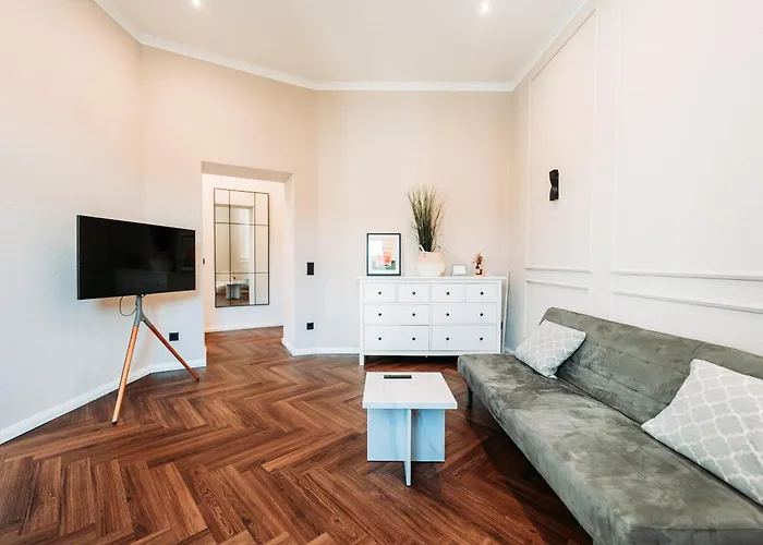 Stylisches Mit Schlafzimmer & Wohnzimmer Apartamento