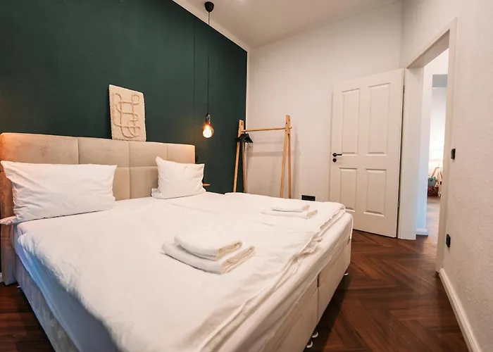 Stylisches Mit Schlafzimmer&wohnzimmer Apartment *