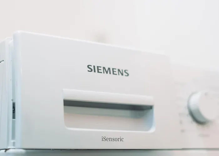 Apartamento Stylisches Mit Schlafzimmer & Wohnzimmer Coblença